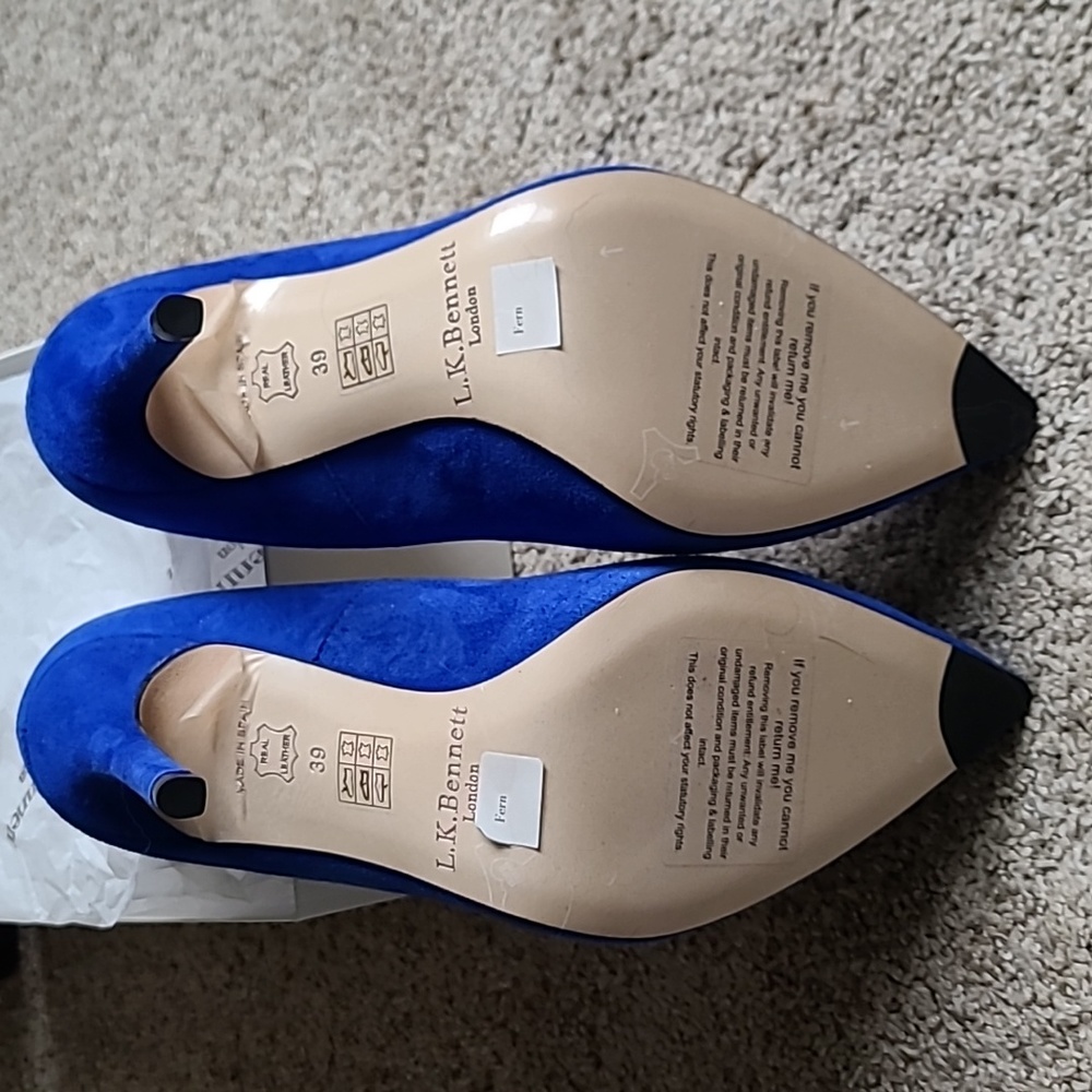 🌟Host Pick🌟 L.K. Bennett Fern Blue Suede Court Heels - Picture 8 of 14